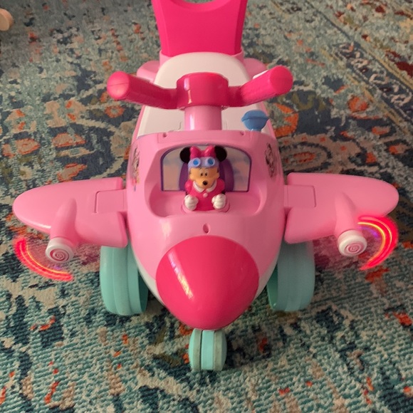 Minnie Mouse - Ride On - Airplane - Picture 5 of 7